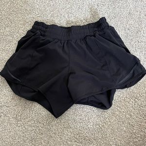 Lululemon Hotty Hot Short
